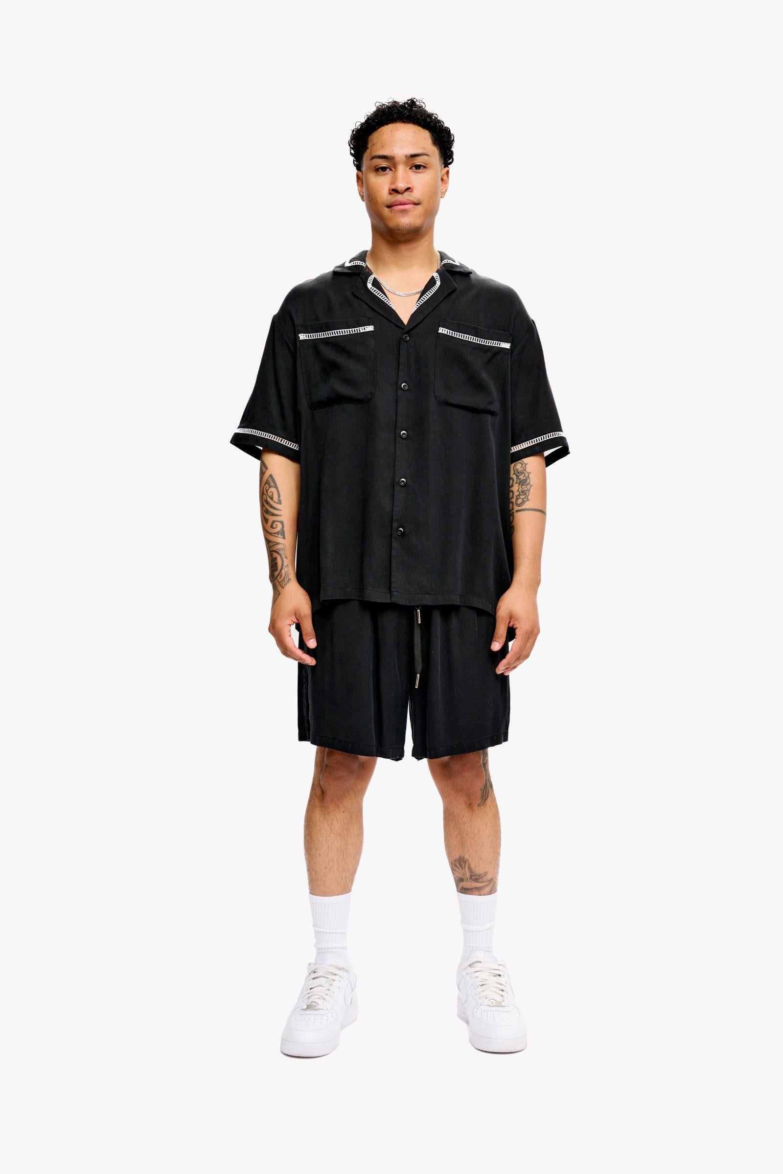 Vibes Button Down - Black