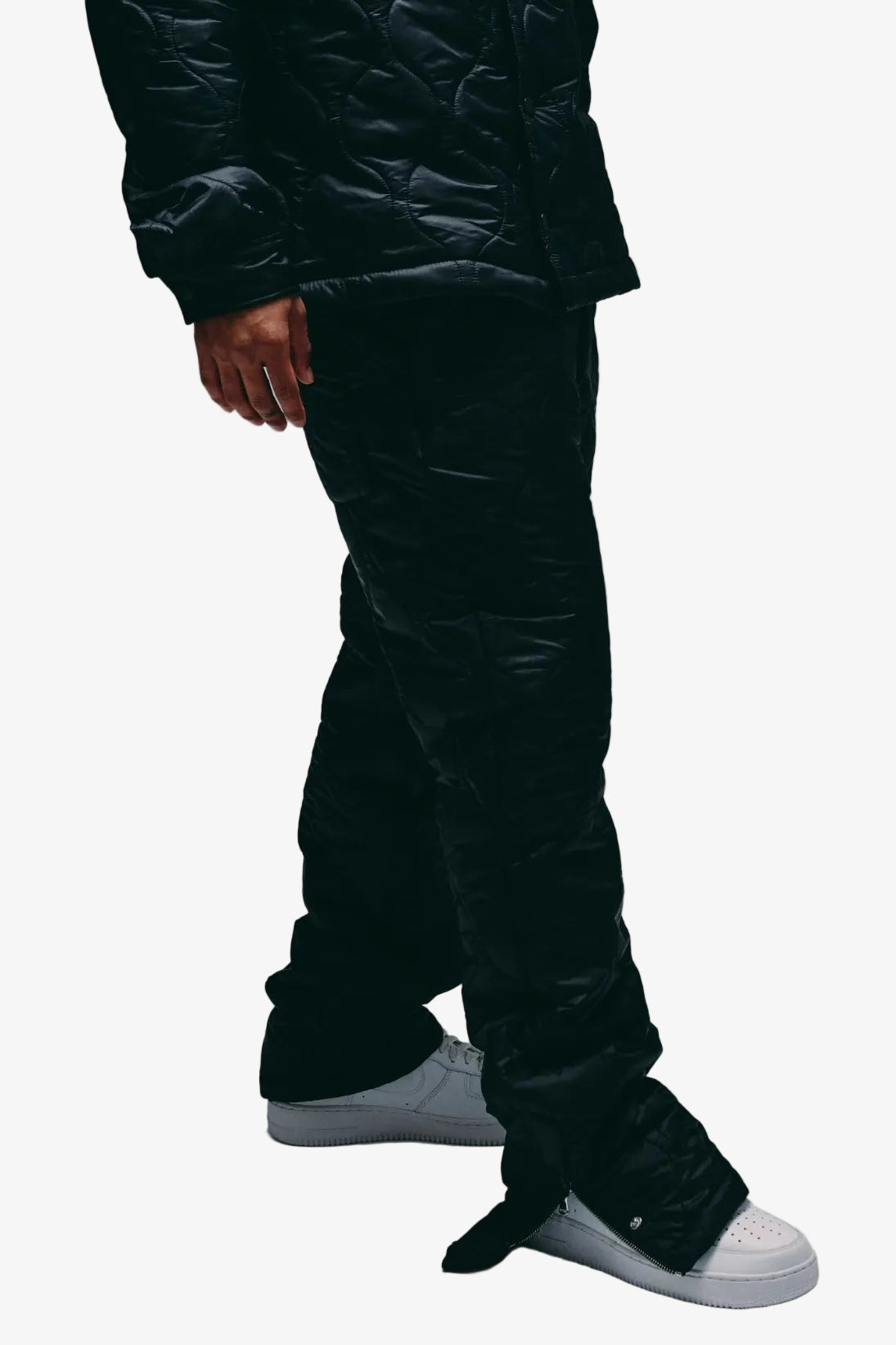 "Hives" Quilted Sweatpants Black